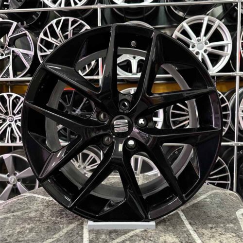 17 inç 5x112 Seat FR Siyah Jant Modeli (4 Adet)