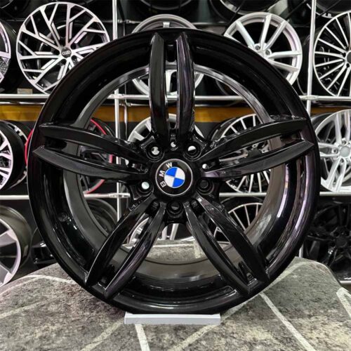 19 inç 5x120 BMW F10 M Siyah Jant Modeli (4 Adet) 19 inç 5x120 BMW F10 M Siyah Jant Modeli (4 Adet)