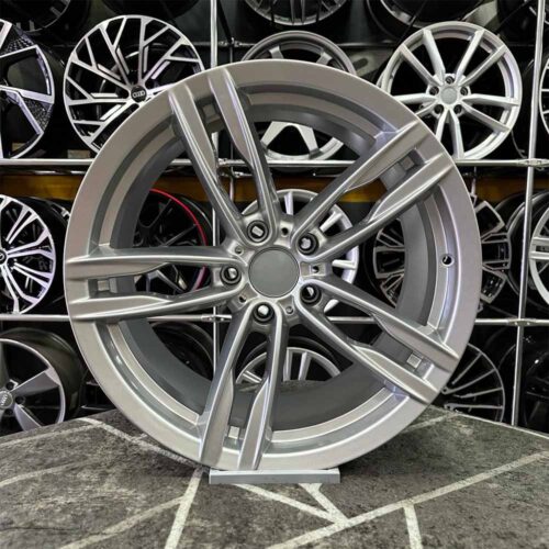 20 inç 5x120 BMW Mtech Gümüş Jant Modeli (4 Adet) 20 inç 5x120 BMW Mtech Gümüş Jant Modeli (4 Adet)