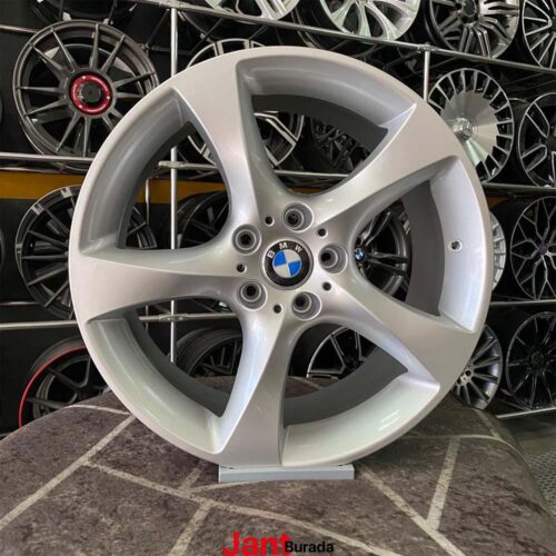 18 inç 5x120 BMW E90 Gümüş Jant Modeli (4 Adet) 18 inç 5x120 BMW E90 Gümüş Jant Modeli (4 Adet)