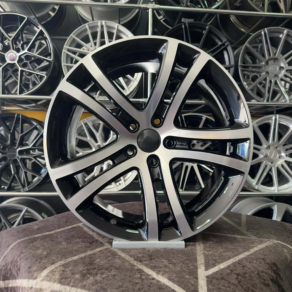 18 inç 5x112 Savannah Siyah Elmas Kesim Jant Modeli (4 Adet) 18 inç 5x112 Savannah Siyah Elmas Kesim Jant Modeli (4 Adet)