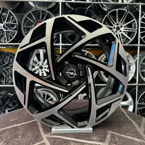 18 inç 5x105 Opel OPC Siyah Elmas Kesim Jant Modeli (4 Adet)