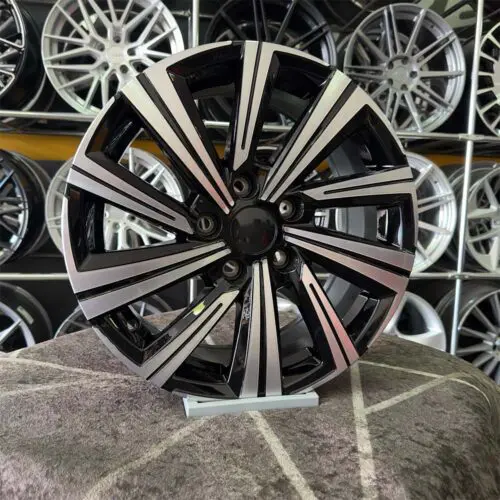 16 inç 5x108 Ford Fiesta Siyah Elmas Kesim Jant Modeli (4 Adet)