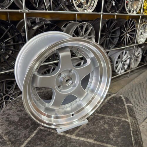 16 inç 4x100 SSR 9-10 Ofset Krom Jant Gümüş Jant Modeli (4 Adet)