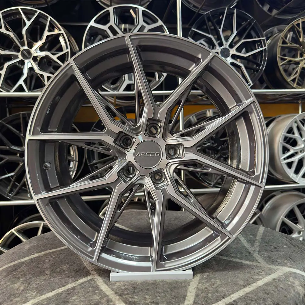 17 inç 5x100 Arceo Marseille Titanyum Elmas Kesim Jant Modeli (4 Adet) 17 inç 5x100 Arceo Marseille Titanyum Elmas Kesim Jant Modeli (4 Adet)