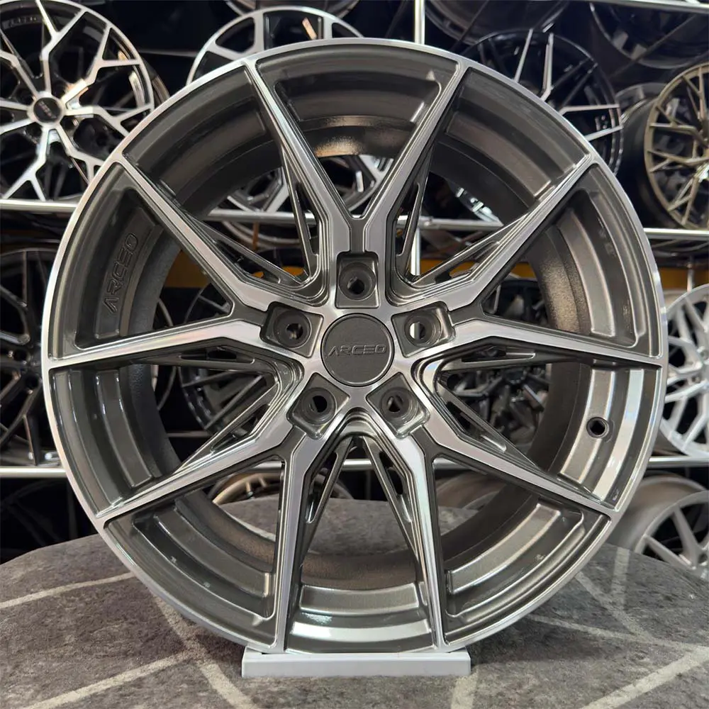 17 inç 5x114.3 Arceo Marseille Titanyum Elmas Kesim Jant Modeli (4 Adet) 17 inç 5x114.3 Arceo Marseille Titanyum Elmas Kesim Jant Modeli (4 Adet)