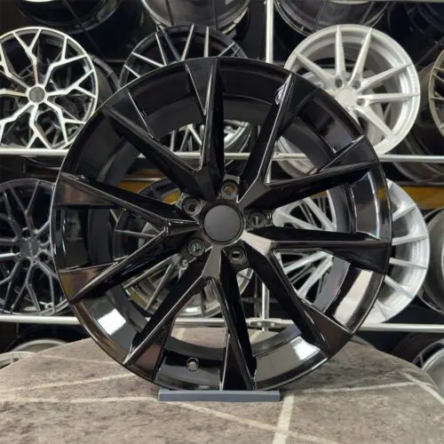 18 inç 5x112 Akrep Siyah Jant Modeli (4 Adet)