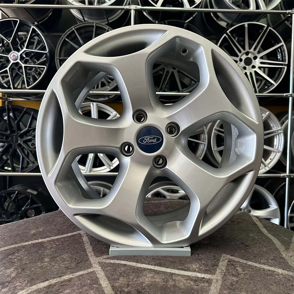 16 inç 4x108 Ford ST Gümüş Jant Modeli (4 Adet) 16 inç 4x108 Ford ST Gümüş Jant Modeli (4 Adet)