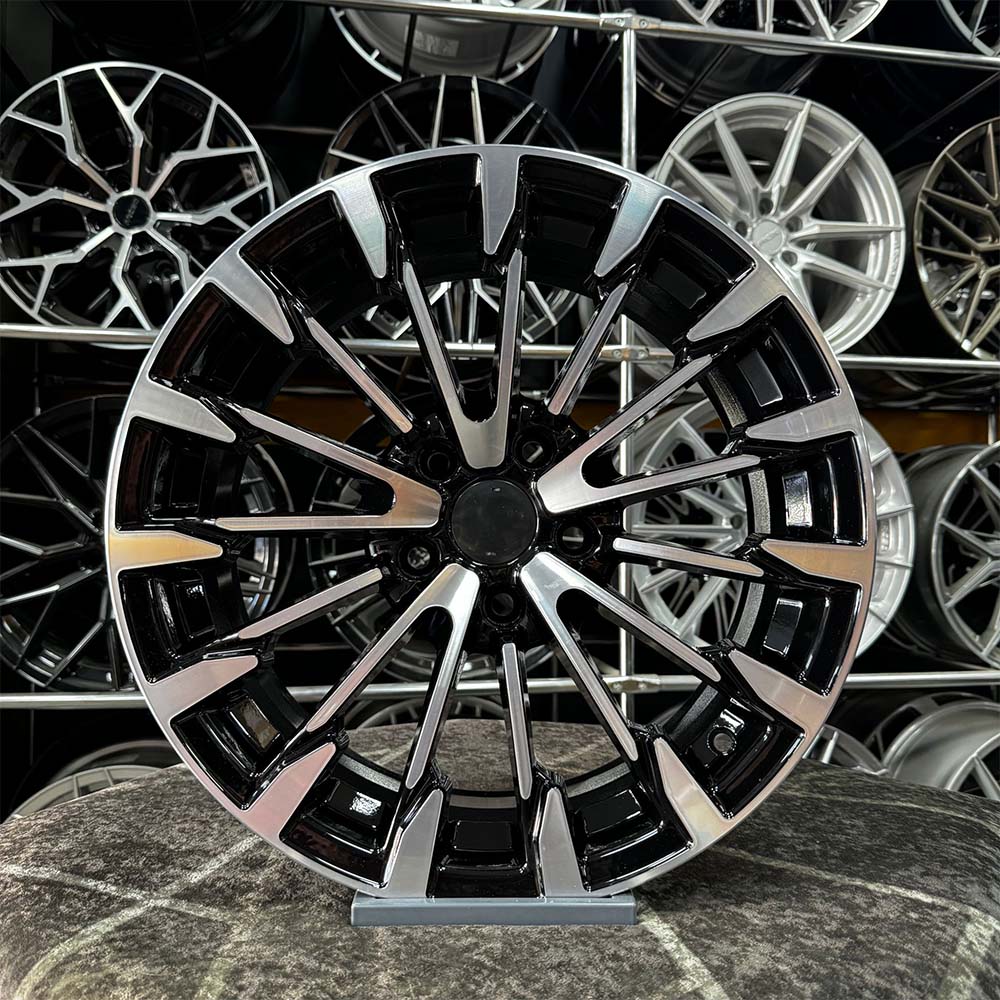 17 inç 5x112 Audi S Line Siyah Elmas Kesim Jant Modeli (4 Adet) 17 inç 5x112 Audi S Line Siyah Elmas Kesim Jant Modeli (4 Adet)