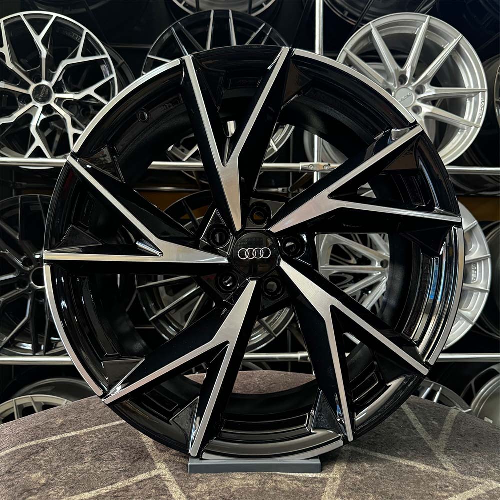 20 inç 5x112 Audi S Line Siyah Elmas Kesim Jant Modeli (4 Adet) 20 inç 5x112 Audi S Line Siyah Elmas Kesim Jant Modeli (4 Adet)