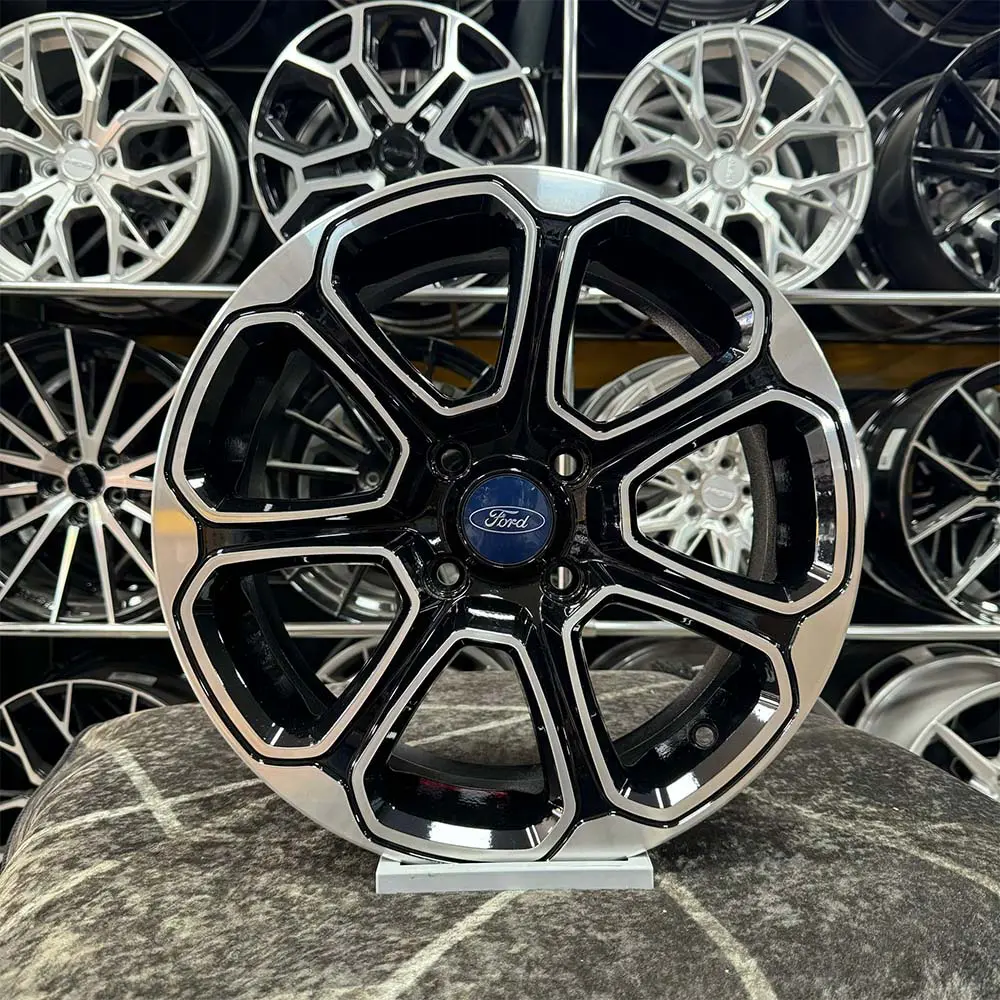 15 inç 4x108 Ford Siyah Elmas Kesim Jant Modeli (4 Adet) 15 inç 4x108 Ford Siyah Elmas Kesim Jant Modeli (4 Adet)