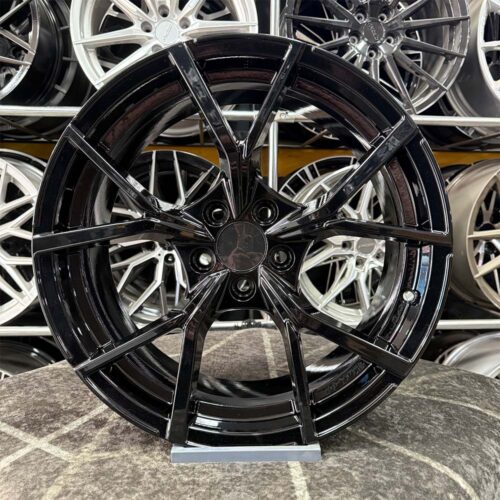 17 inç 5x100 Polo Siyah Jant Modeli (4 Adet) 17 inç 5x100 Polo Siyah Jant Modeli (4 Adet)
