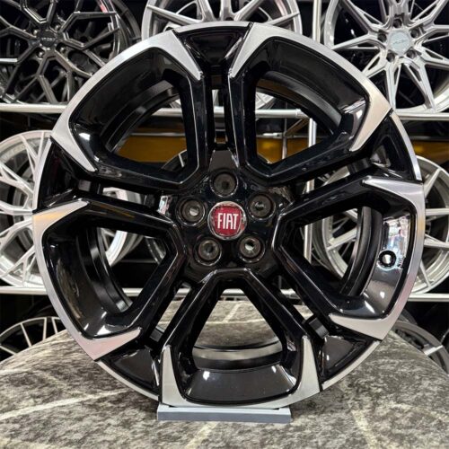 18 inç 5x98 Opar Siyah Elmas Kesim Jant Modeli (4 Adet) 18 inç 5x98 Opar Siyah Elmas Kesim Jant Modeli (4 Adet)