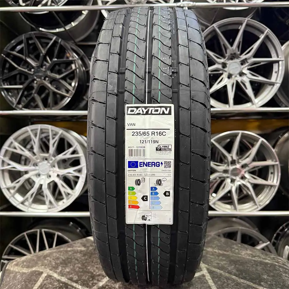 235/65 R16 C 121/119N Dayton Van Yazlık Lastik 2025 Üretim 235/65 R16 C 121/119N Dayton Van Yazlık Lastik 2025 Üretim