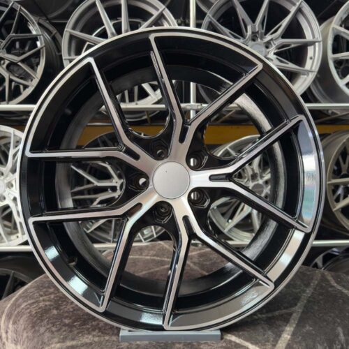 19 inç 5x112 Mercedes E200 Siyah Elmas Kesim Jant Modeli (4 Adet)