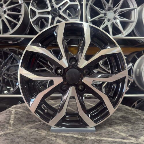 15 inç 5x114.3 Megane Siyah Jant Modeli (4 Adet) 15 inç 5x114.3 Megane Siyah Jant Modeli (4 Adet)