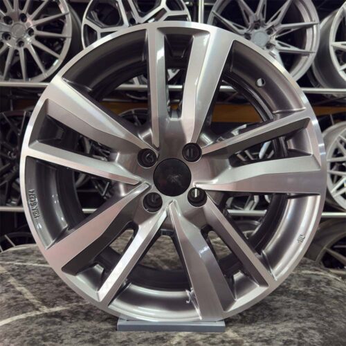17 inç 4x100 Clio İcon Gun Metal Elmas Kesim Jant Modeli (4 Adet) 17 inç 4x100 Clio İcon Gun Metal Elmas Kesim Jant Modeli (4 Adet)