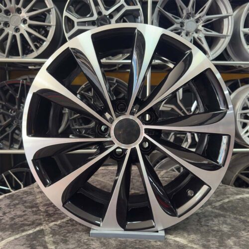 17 inç 5x114.3 Megane İ30 Fluence Siyah Elmas Kesim Jant Modeli (4 Adet) 17 inç 5x114.3 Megane İ30 Fluence Siyah Elmas Kesim Jant Modeli (4 Adet)