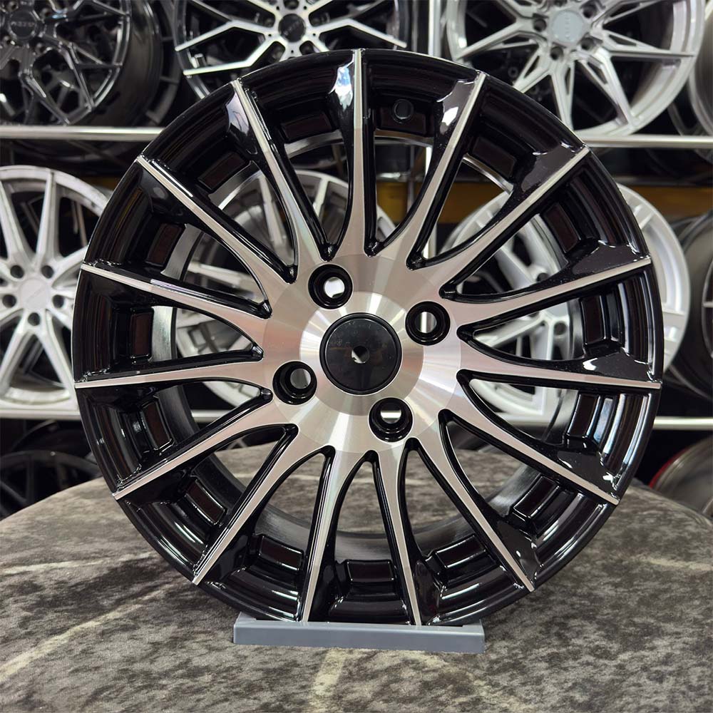 14 inç 4x100 Clio Accent Era Getz Siyah Elmas Kesim Jant Modeli (4 Adet) 14 inç 4x100 Clio Accent Era Getz Siyah Elmas Kesim Jant Modeli (4 Adet)