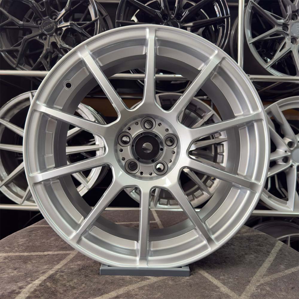 17 inç 5x100 Sparco Gümüş Jant Modeli (4 Adet) 17 inç 5x100 Sparco Gümüş Jant Modeli (4 Adet)