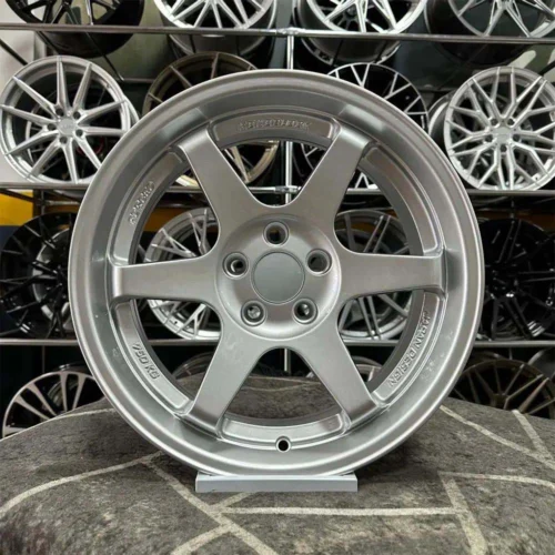 16 inç 5x108 T37 Focus Tourneo Partner Rifter Berlingo Combo Gümüş Jant Modeli (4 Adet)