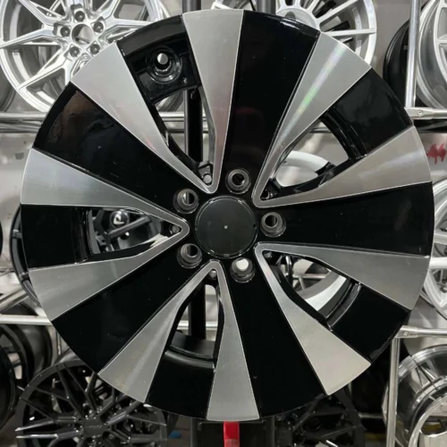 17 inç 5x112 Vito Viano Uyumlu Siyah Elmas Kesim Jant Modeli (4 Adet)