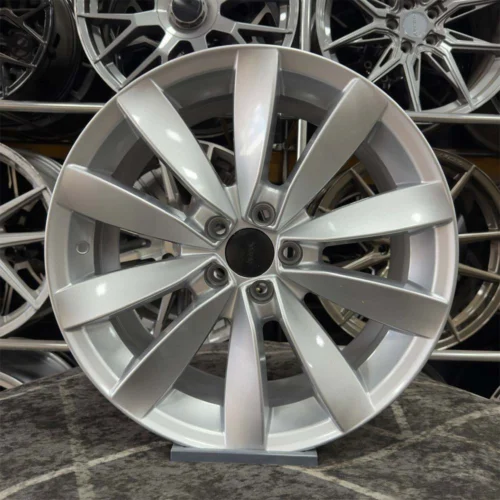 18 inç 5x108 Lugano Focus Mondeo Uyumlu Gümüş Jant Modeli (4 Adet)